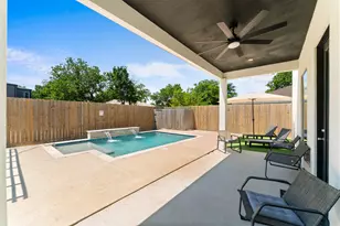 1526 Life Ave, Dallas, TX 75212 - Photo 35