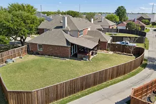 8410 Lexington Ct, Rowlett, TX 75089 - Photo 31