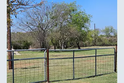 4109 Bramblett Road, Cleburne, TX 76031 - Photo 13