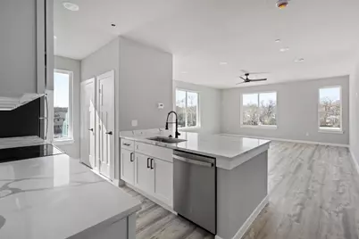 948 S Corinth Street #6, Dallas, TX 75215 - Photo 5