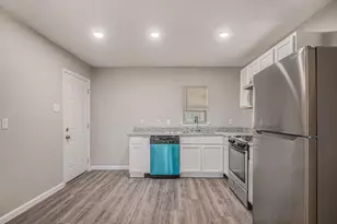 406 Dawson Cir, Grand Prairie, TX 75051 - Photo 23