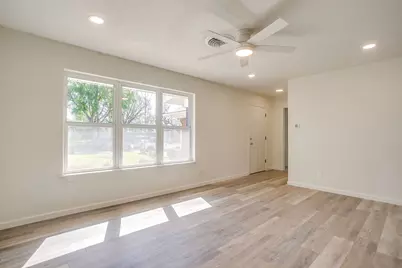 5312 Waits Avenue, Fort Worth, TX 76133 - Photo 9