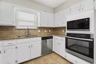 3233 David Dr, Hurst, TX 76054 - Photo 11