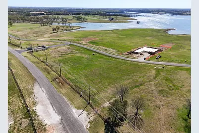 532 Lakeshore Terrace, Windom, TX 75492 - Photo 15