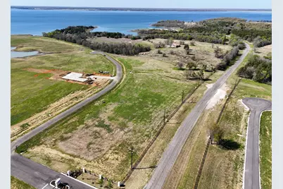 532 Lakeshore Terrace, Windom, TX 75492 - Photo 13