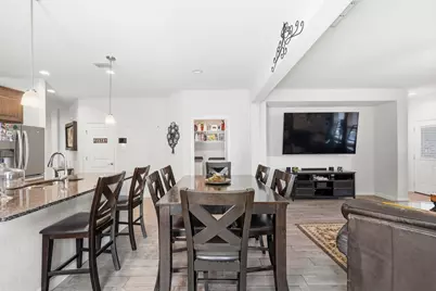 2502 Sunburst Drive, Glenn Heights, TX 75154 - Photo 9