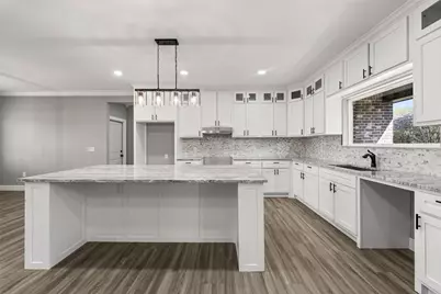 470 Elmwood Drive, Woodway, TX 76712 - Photo 7