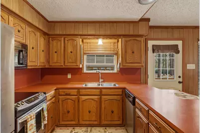 1048 W Holly Trail, Hawkins, TX 75765 - Photo 11