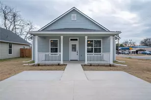 1030 W Gandy St, Denison, TX 75020 - Photo 1