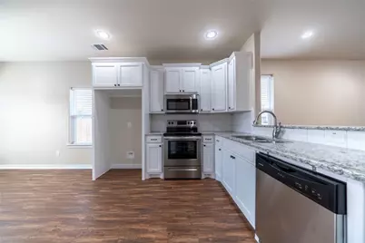 1030 W Gandy Street, Denison, TX 75020 - Photo 9