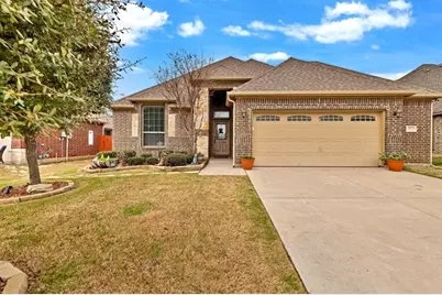 905 Cloudlock Drive, Saginaw, TX 76179 - Photo 1