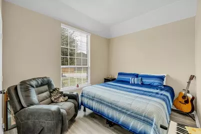 905 Cloudlock Drive, Saginaw, TX 76179 - Photo 21