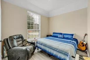 905 Cloudlock Dr, Saginaw, TX 76179 - Photo 21