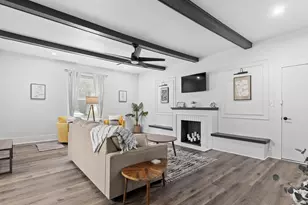 711 W Knox St, Ennis, TX 75119 - Photo 9