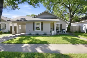 711 W Knox St, Ennis, TX 75119 - Photo 1