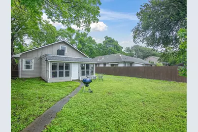 711 W Knox Street, Ennis, TX 75119 - Photo 31