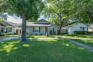 711 W Knox St, Ennis, TX 75119 - Photo 3