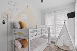 711 W Knox St, Ennis, TX 75119 - Photo 21