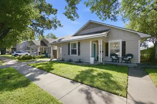 711 W Knox St, Ennis, TX 75119 - Photo 7