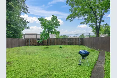 711 W Knox Street, Ennis, TX 75119 - Photo 29