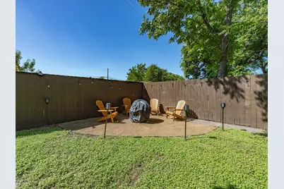 711 W Knox Street, Ennis, TX 75119 - Photo 29