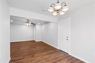 701 Salsbury Cir, Arlington, TX 76014 - Photo 25