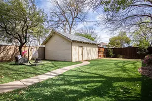 708 N Windomere Ave, Dallas, TX 75208 - Photo 27