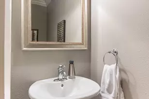 708 N Windomere Ave, Dallas, TX 75208 - Photo 15