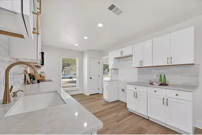 303 Sycamore Creek Road, Allen, TX 75002 - Photo 7