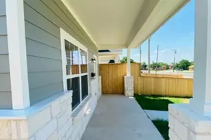 716 S Main St, McGregor, TX 76657 - Photo 11