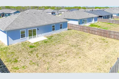 3833 Skylane Avenue, Corsicana, TX 75110 - Photo 5