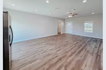 3833 Skylane Avenue, Corsicana, TX 75110 - Photo 15