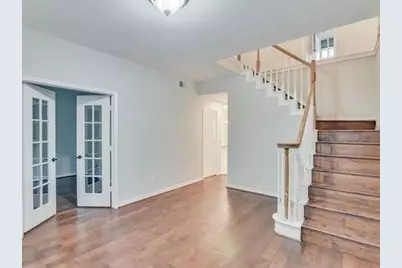 1081 Woodbriar Drive, Grapevine, TX 76051 - Photo 5