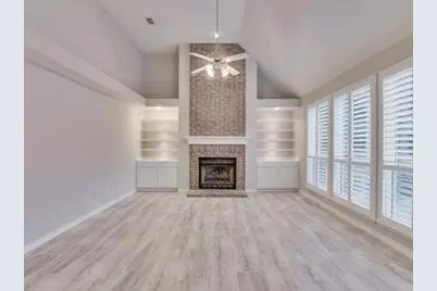 1081 Woodbriar Drive, Grapevine, TX 76051 - Photo 13