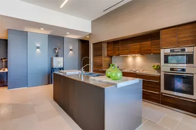 1717 Arts Plaza #1910, Dallas, TX 75201 - Photo 9