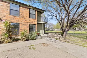 908 Isbell Rd, Fort Worth, TX 76114 - Photo 5