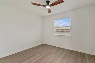 908 Isbell Rd, Fort Worth, TX 76114 - Photo 11