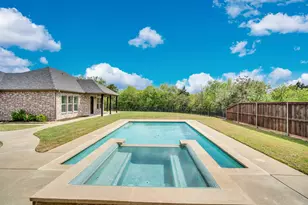 136 Sullivan Way, Waxahachie, TX 75167 - Photo 3