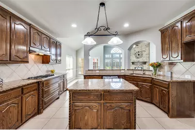 10391 Castello Court, Frisco, TX 75035 - Photo 13