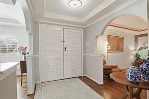 9683 Whitehurst Dr, Dallas, TX 75243 - Photo 5