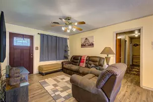 650 Forrester St, Greenville, TX 75401 - Photo 3