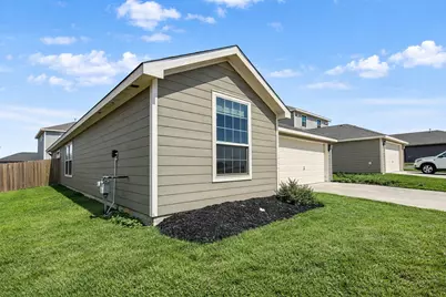 13804 Musselshell Drive, Ponder, TX 76259 - Photo 35