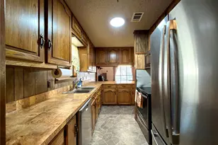 124 Golden Oaks Dr, Mabank, TX 75156 - Photo 9