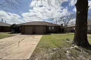 724 Prairie Creek Dr, Princeton, TX 75407 - Photo 1