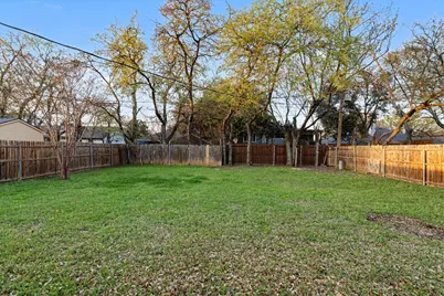 7427 Sandhurst Lane N, North Richland Hills, TX 76182 - Photo 19