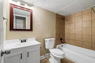 7427 Sandhurst Ln N, North Richland Hills, TX 76182 - Photo 15