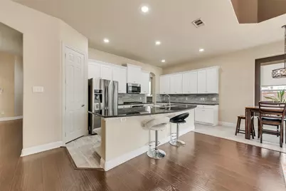 5736 New Castle Drive, Richardson, TX 75082 - Photo 11