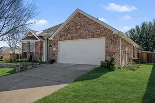 8945 Silent Brook Ln, Fort Worth, TX 76244 - Photo 3