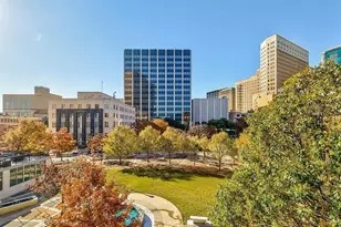 1006 Houston St, Fort Worth, TX 76102 - Photo 3