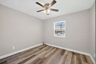 809 Michelle Dr, Everman, TX 76140 - Photo 11